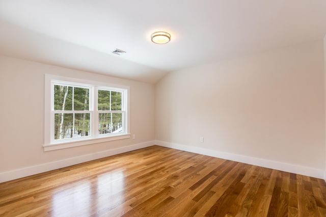 15 Jessica Way, Waquoit, MA 02536