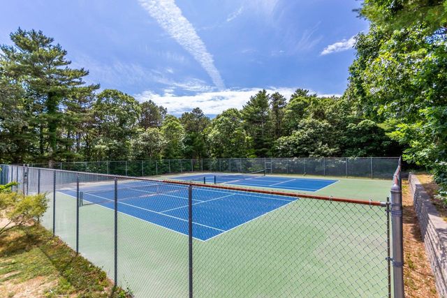 15 Jessica Way, Waquoit, MA 02536