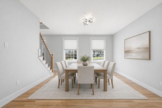 6 Barrows Rd, Worcester, MA 01609