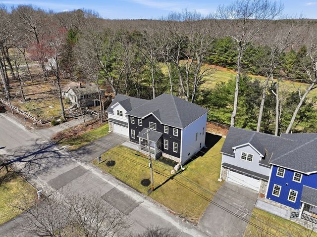 6 Barrows Rd, Worcester, MA 01609