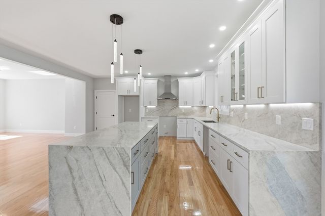 6 Barrows Rd, Worcester, MA 01609