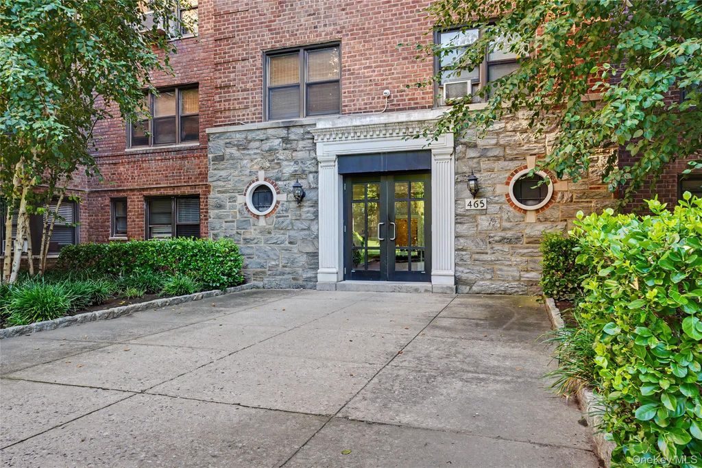 465 E Lincoln Avenue 321, Mount Vernon, NY 10552 — exterior
