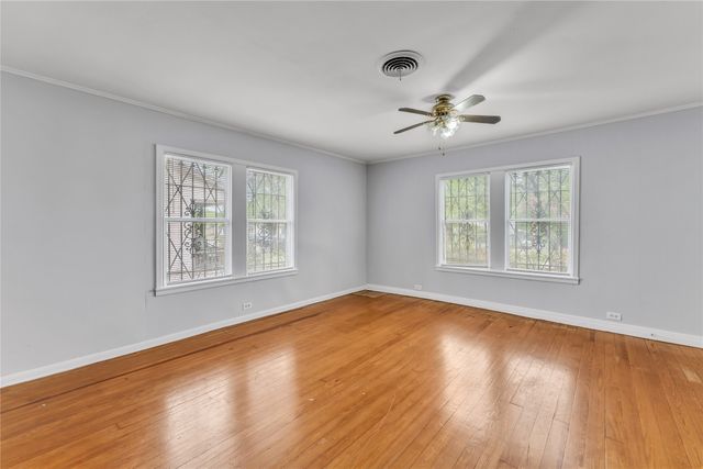 3500 N 21st Street, Waco, TX 76708