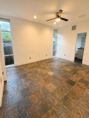 6014 Fairdale Lane B, Houston, TX 77057