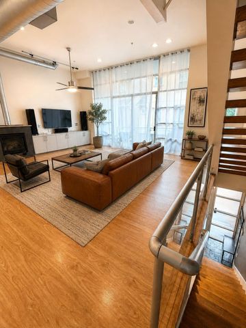 6014 Fairdale Lane B, Houston, TX 77057