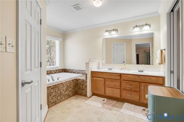 5629 Middle Rd, Prince George, VA 23875