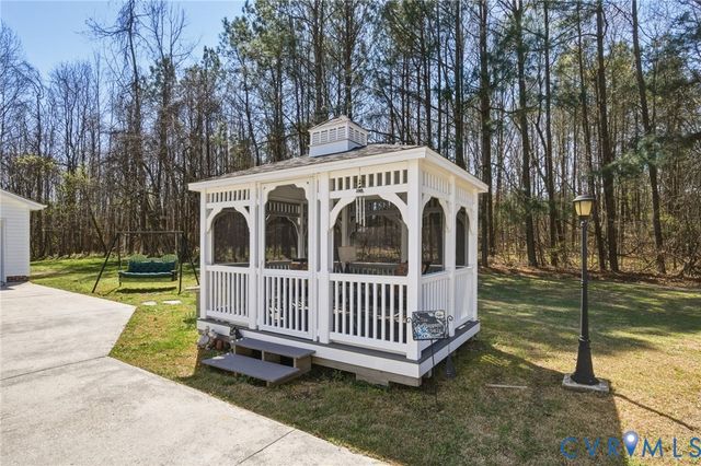 5629 Middle Rd, Prince George, VA 23875