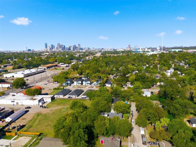 2715 Springdale Street, Dallas, TX 75210