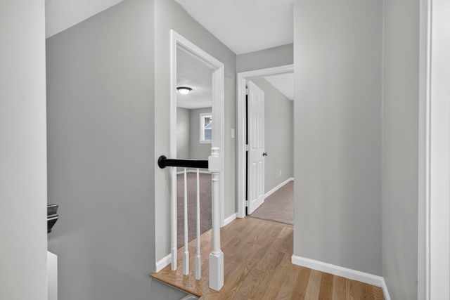 18 Fairway Cir 18, Natick, MA 01760