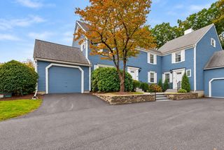 18 Fairway Cir 18, Natick, MA 01760