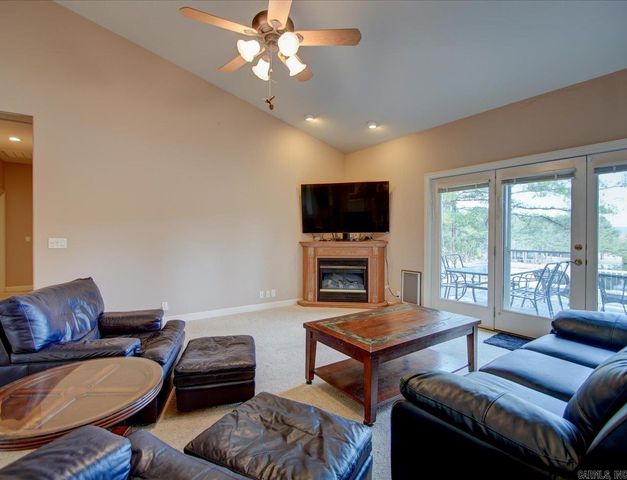 432 Maderas Drive, Hot Springs Village, AR 71909