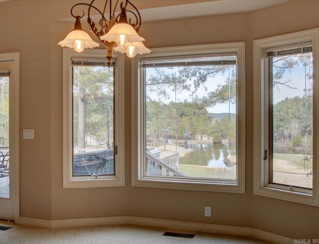 432 Maderas Drive, Hot Springs Village, AR 71909