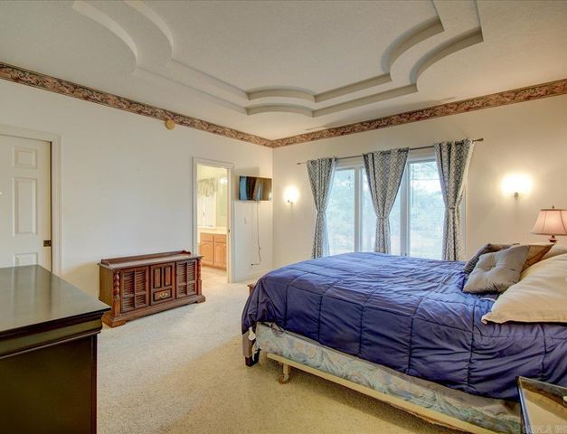 432 Maderas Drive, Hot Springs Village, AR 71909