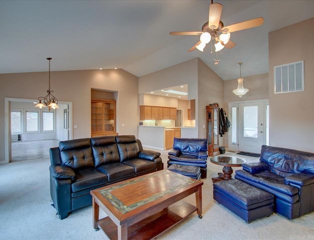 432 Maderas Drive, Hot Springs Village, AR 71909