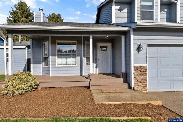 545 NE Overlook Wy, Sublimity, OR 97385