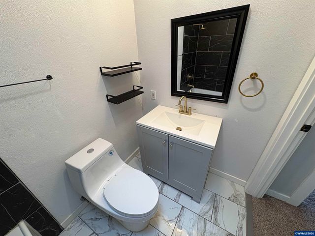 545 NE Overlook Wy, Sublimity, OR 97385