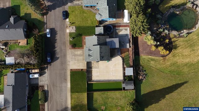 545 NE Overlook Wy, Sublimity, OR 97385