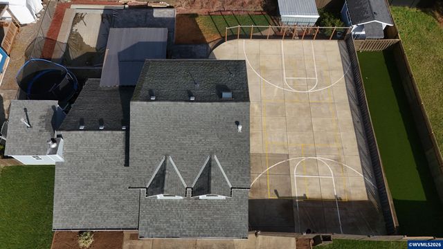 545 NE Overlook Wy, Sublimity, OR 97385