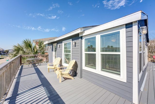 4211 Surf Drive, Galveston, TX 77554