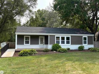 11188 Rhode Drive, Shelby Twp, MI 48317