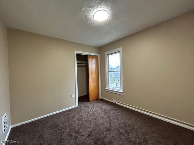 3448 E 69th Street UP, Cleveland, OH 44127