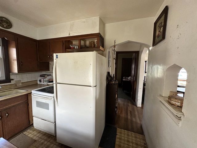 2811 Hoard Street, Madison, WI 53704