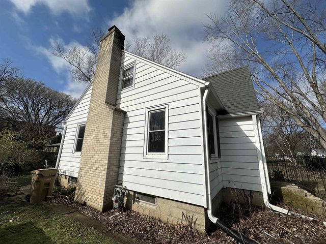 2811 Hoard Street, Madison, WI 53704