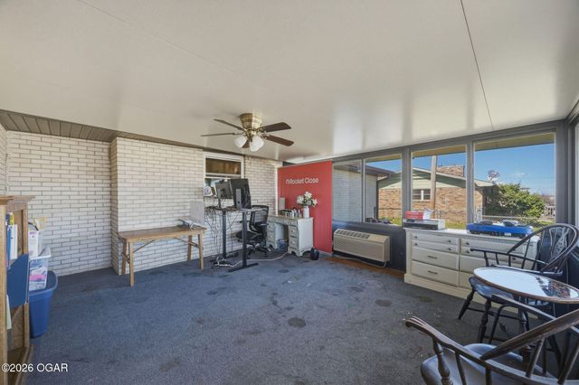 2509 S Illinois Avenue, Joplin, MO 64804