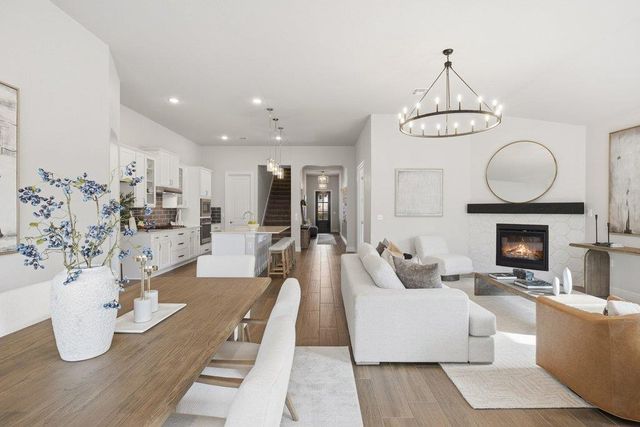 216 Gulfton ST, Lakeway, TX 78738