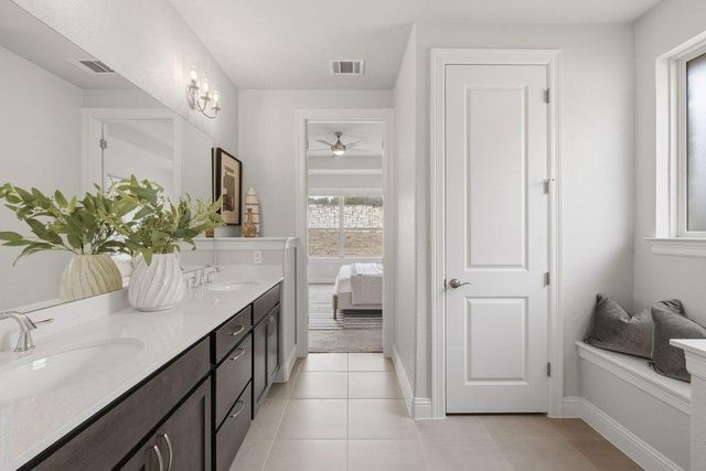 216 Gulfton ST, Lakeway, TX 78738