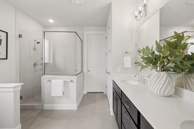 216 Gulfton ST, Lakeway, TX 78738