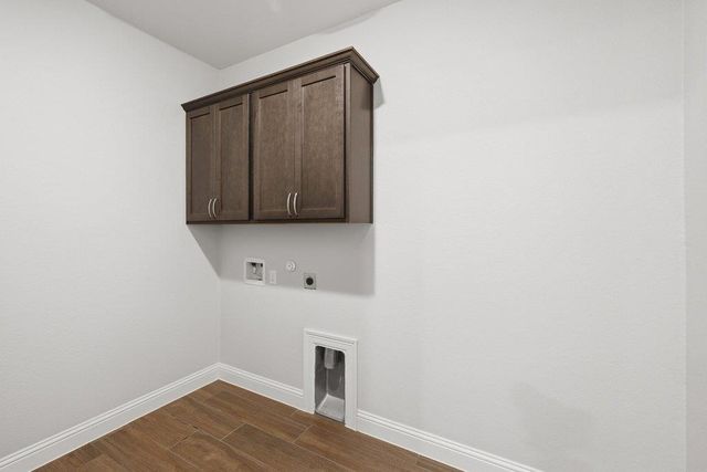 216 Gulfton ST, Lakeway, TX 78738