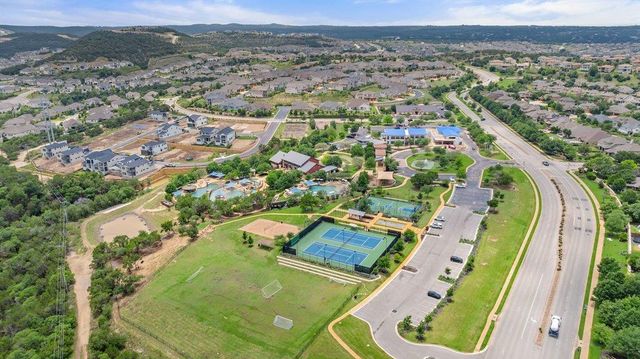 216 Gulfton ST, Lakeway, TX 78738