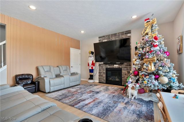 3367 Ponderosa Trail, Green, OH 44685