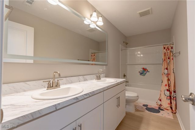 3367 Ponderosa Trail, Green, OH 44685