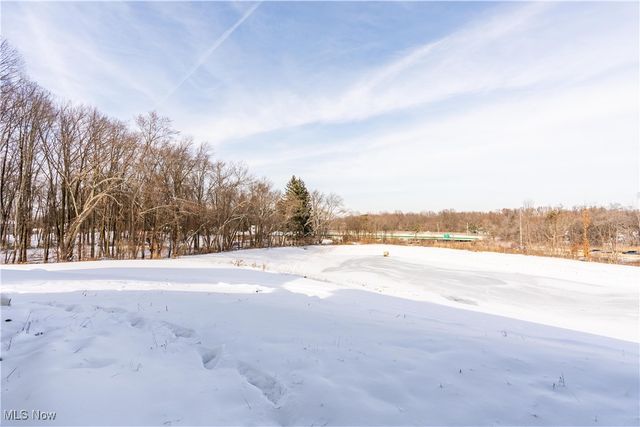 3367 Ponderosa Trail, Green, OH 44685