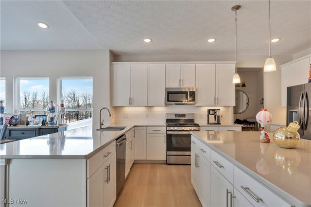 3367 Ponderosa Trail, Green, OH 44685