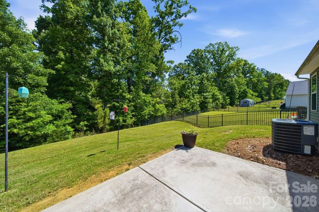 4507 Hunton Dale Road NW, Concord, NC 28027