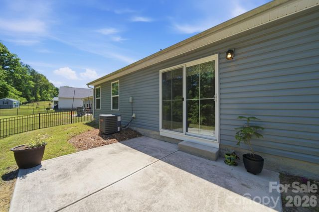 4507 Hunton Dale Road NW, Concord, NC 28027