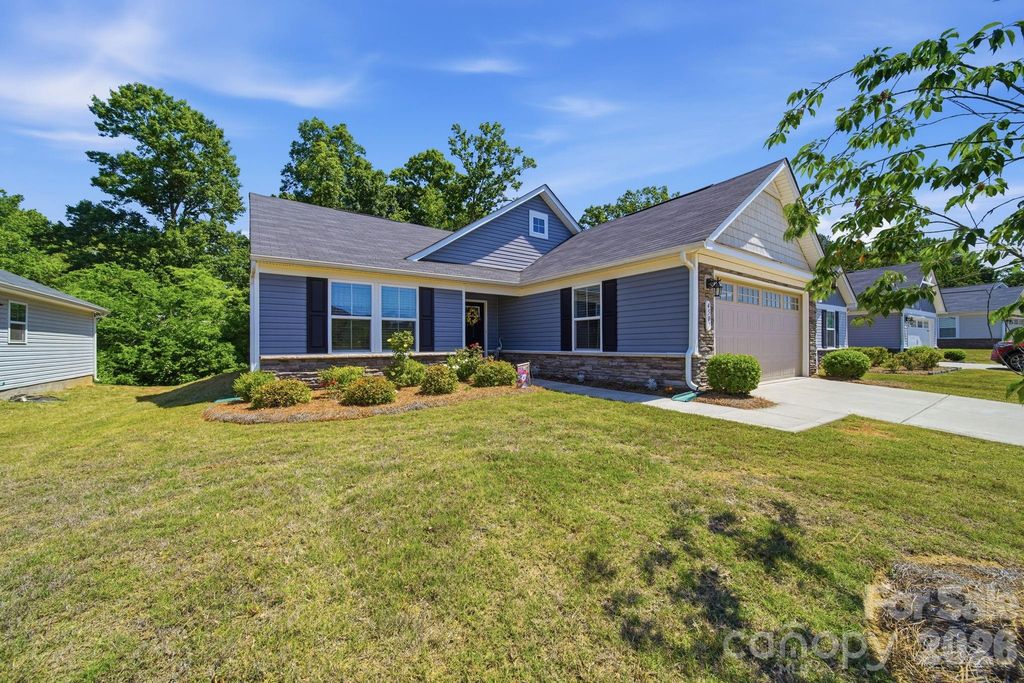 4507 Hunton Dale Road NW, Concord, NC 28027