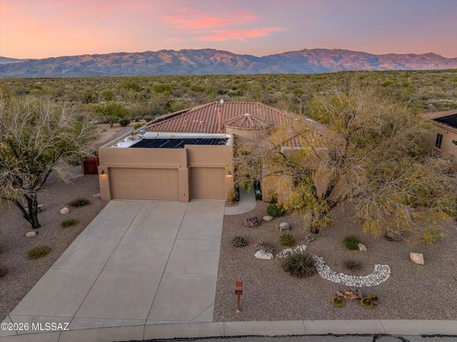 10561 S Coyote Melon Loop, Vail, AZ 85641