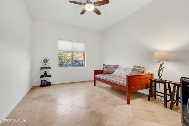 10561 S Coyote Melon Loop, Vail, AZ 85641