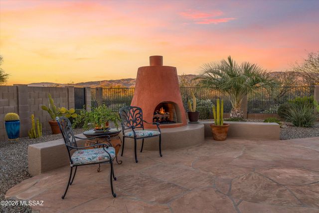 10561 S Coyote Melon Loop, Vail, AZ 85641