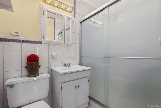 200 Diplomat Drive 8N, Mount Kisco, NY 10549