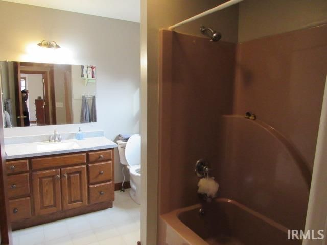 3550 Lakewood Drive, Mount Vernon, IN 47620