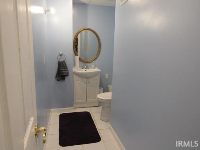 3550 Lakewood Drive, Mount Vernon, IN 47620