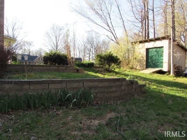 3550 Lakewood Drive, Mount Vernon, IN 47620