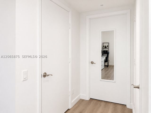 14951 Royal Oaks Ln 1501, North Miami, FL 33181