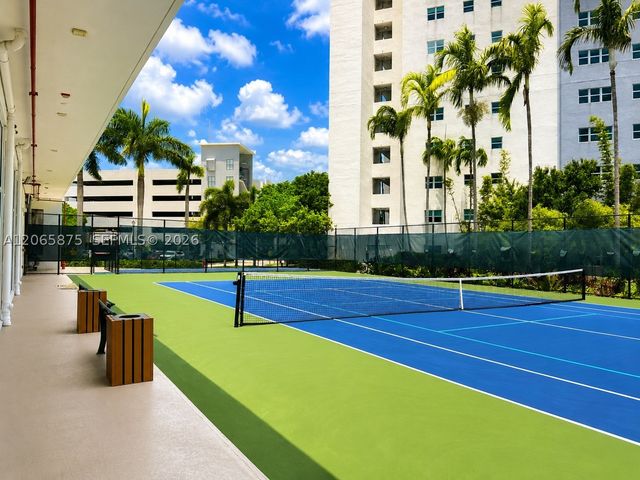 14951 Royal Oaks Ln 1501, North Miami, FL 33181