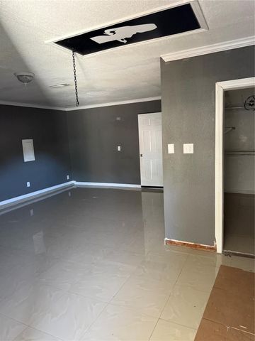 4601 Elm Ridge Lane, Garland, TX 75044